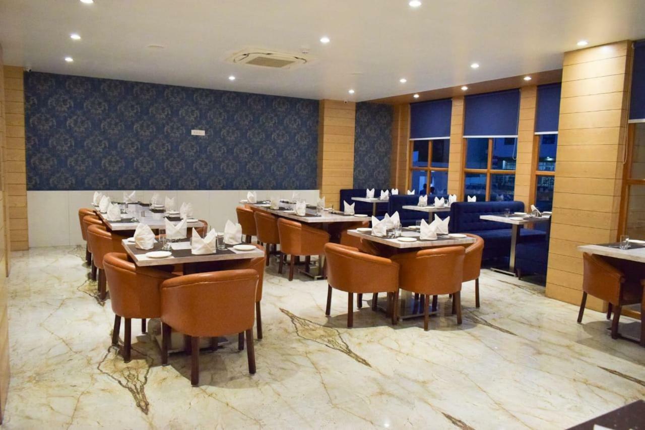 County Inn Vaishali Nagar, Джайпур Екстериор снимка