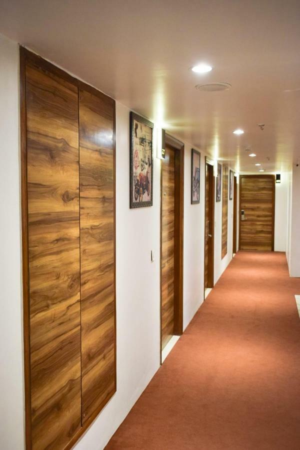 County Inn Vaishali Nagar, Джайпур Екстериор снимка