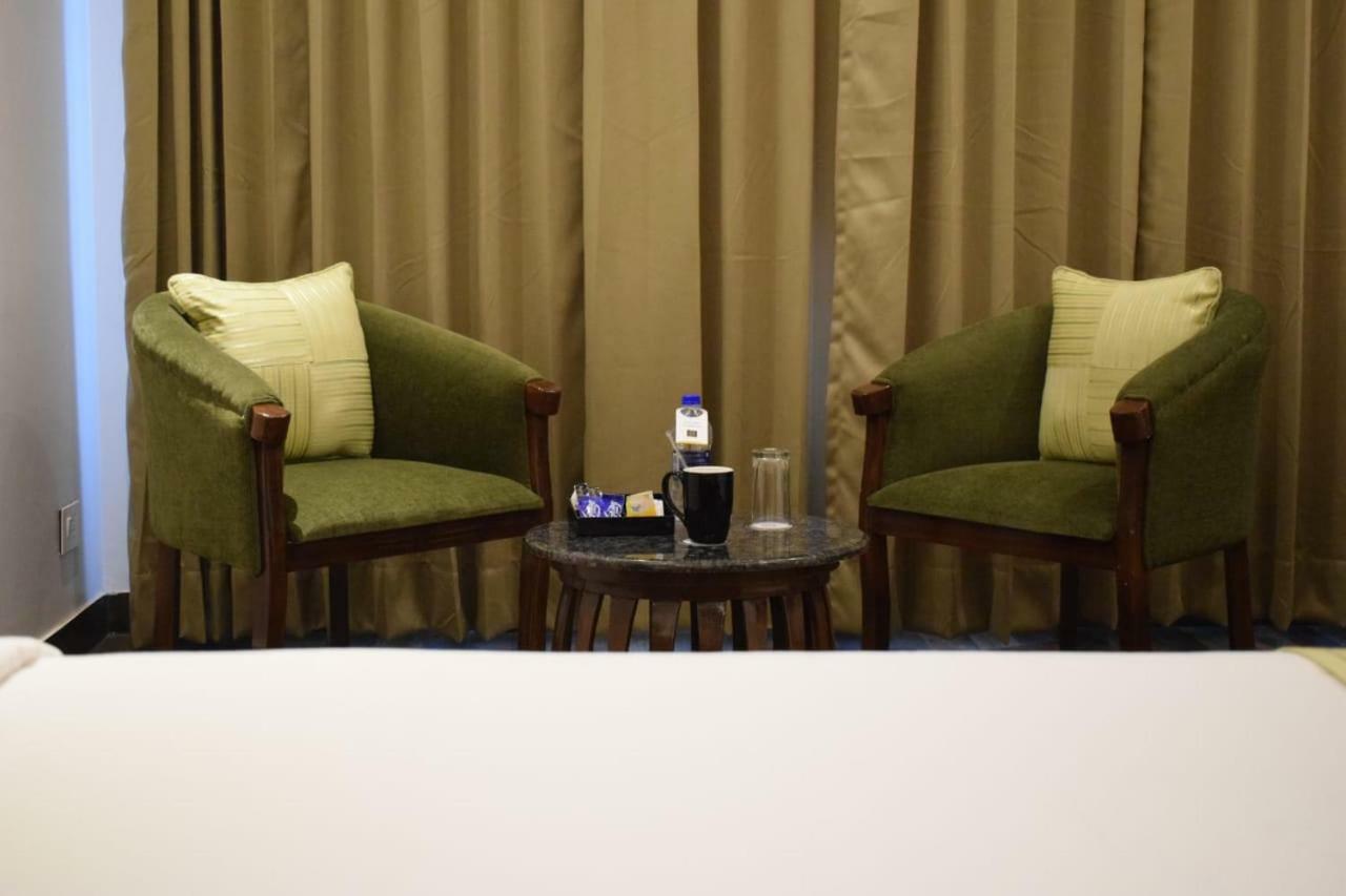 County Inn Vaishali Nagar, Джайпур Екстериор снимка